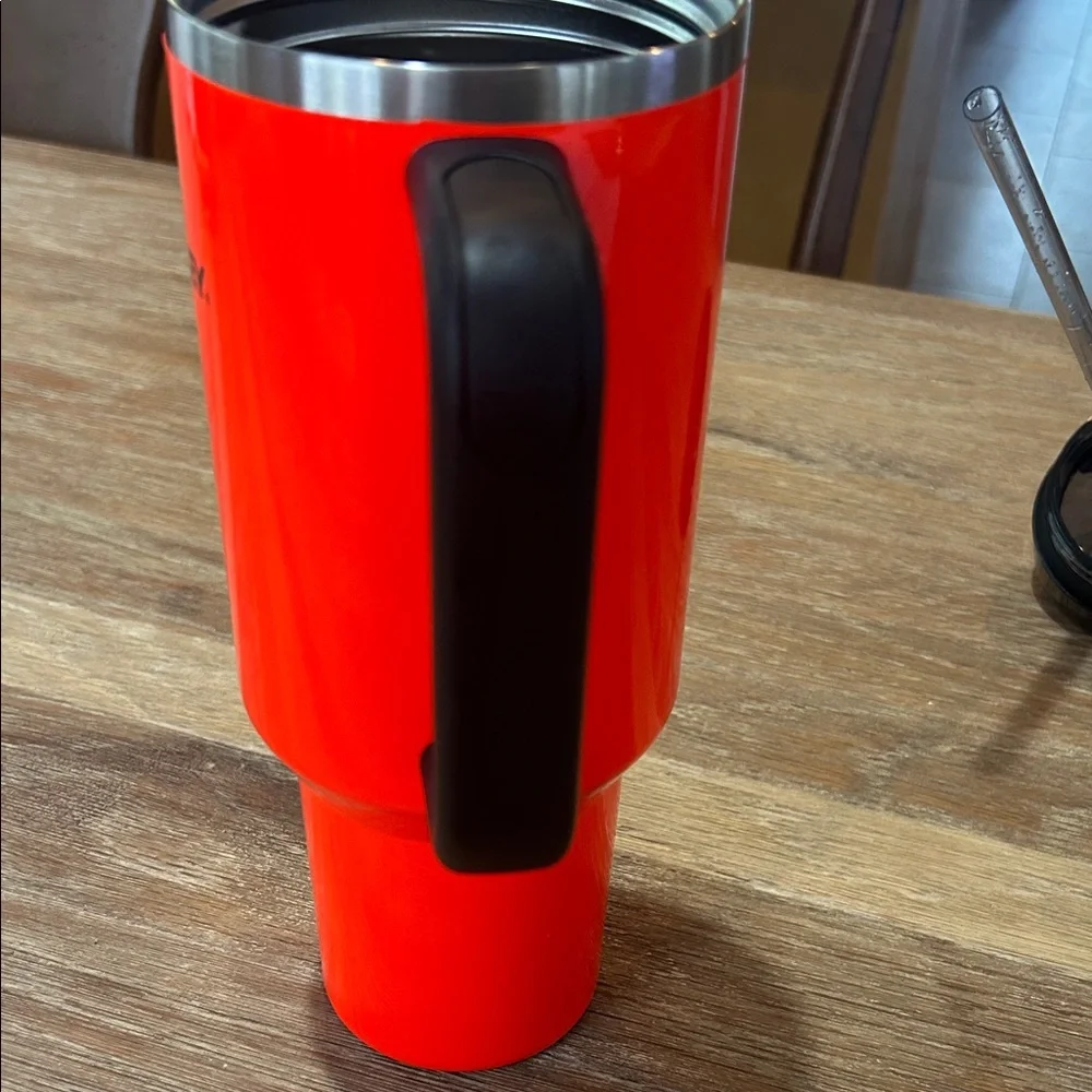 NWT Stanley Neon Orange 40oz Tumbler/Travel Mug with Handle NWT - Picture 6 of 10